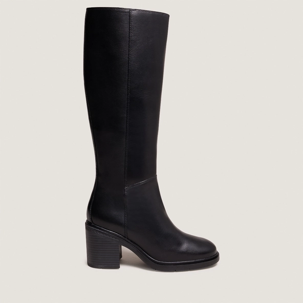 Heeled boots with rounded toes in black leather | ATILUS