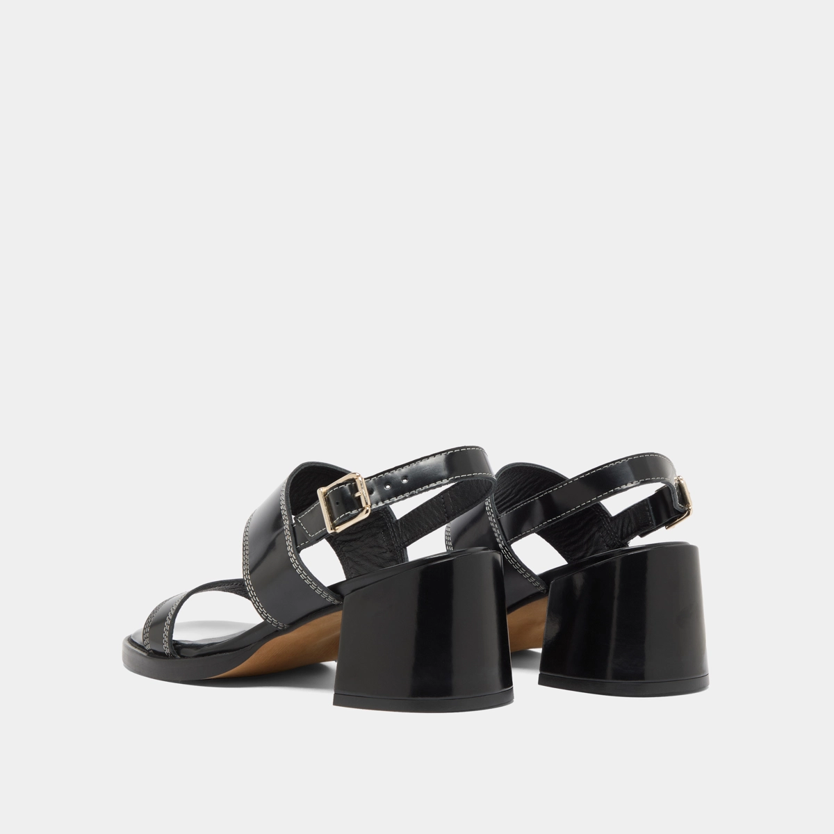 Heeled sandals in black glazed leather | BLONDINE
