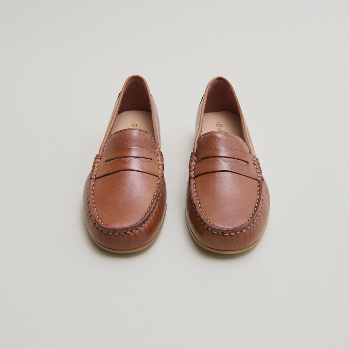Loafers with topstitching in cognac leather | GREG
