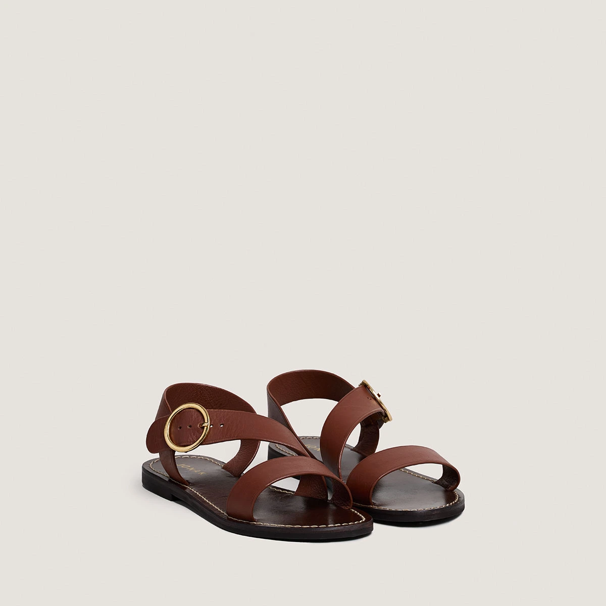 Sandals with wide straps and adjustable buckles in cognac leather | WELBI