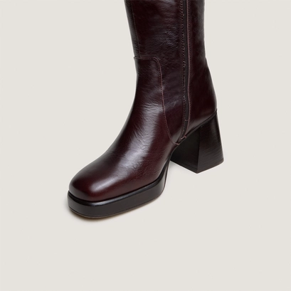 Platform boots in chocolate distressed leather calf size m | betina