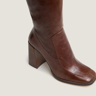 High boots with square toes in brown leather calf size m | vaubane