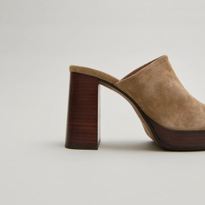 Heeled mules in taupe suede | baya