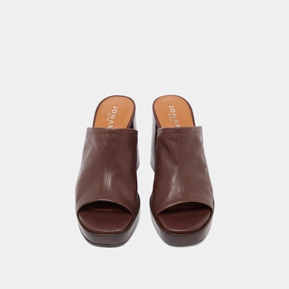 Heeled mules in brown leather | baya