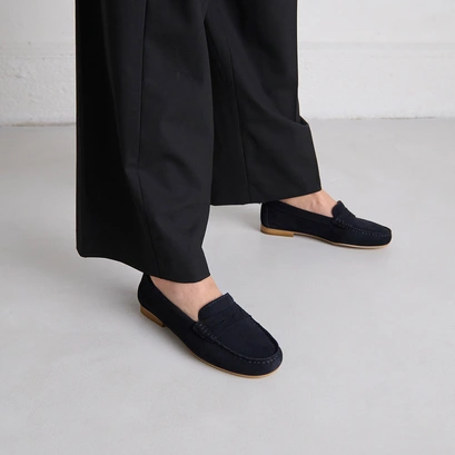 Loafers with topstitching in navy crust | greg