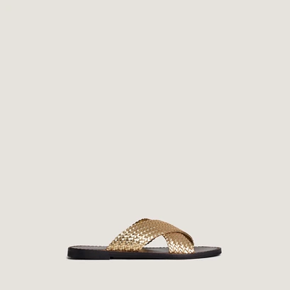 Plagettes with wide criss-cross straps in gold leather | witch