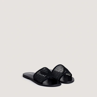 Plagettes with openwork details black