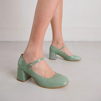 Square-heeled Mary Jane in green shiny leather | ALIENOR