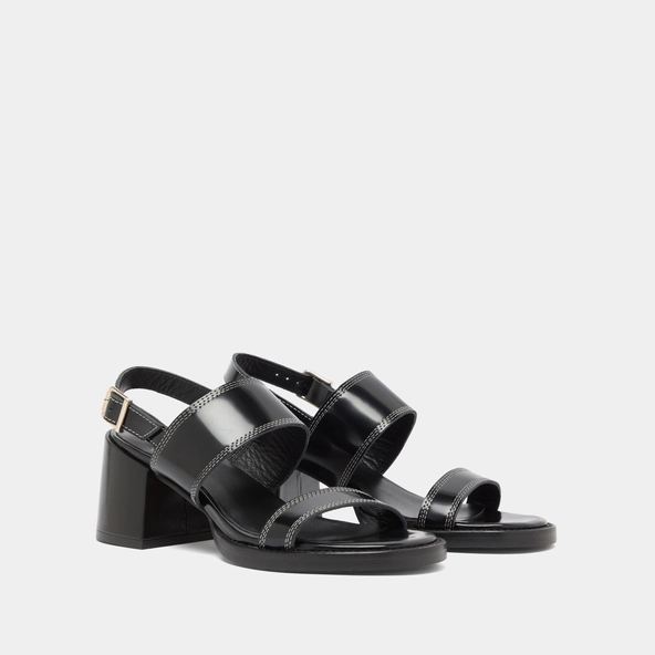 Heeled sandals in black glazed leather | BLONDINE
