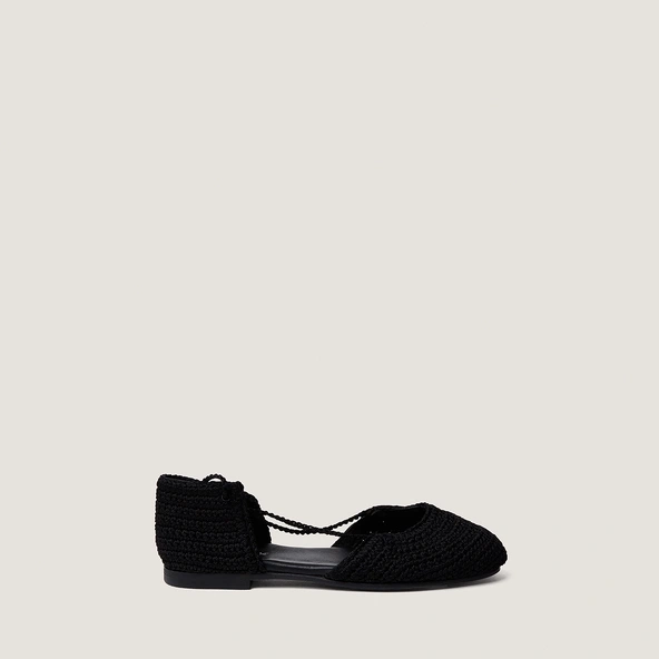 Ballet flats with laces in black crochet | WULLY
