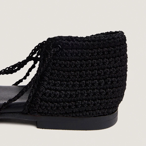 Ballet flats with laces in black crochet | WULLY