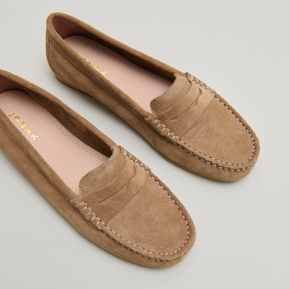 Loafers with topstitching in beige crust | GREG