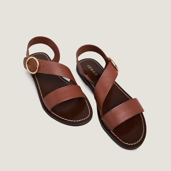 Sandals with wide straps and adjustable buckles in cognac leather | WELBI