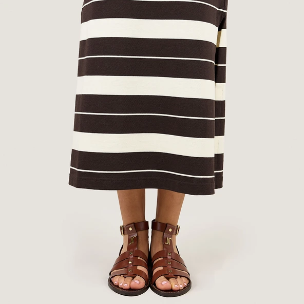 Monogrammed sandals with adjustable buckles in cognac leather | WAN