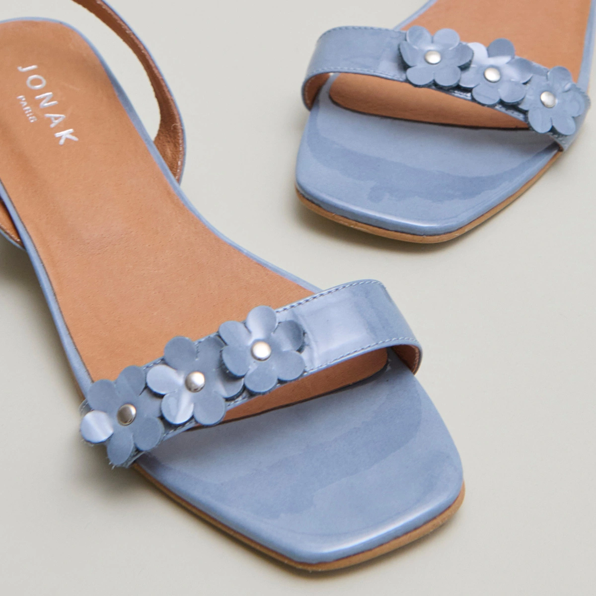 Flower sandals in jeans varnish | ANOUCHKA