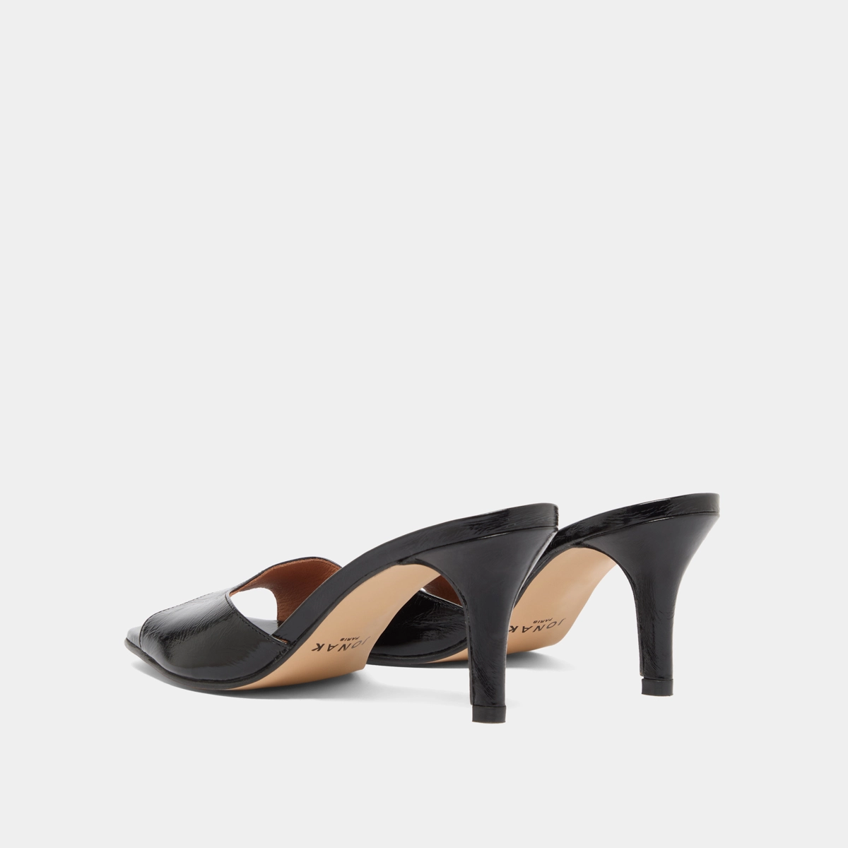 Heeled mules in black shiny leather | VERTIGO
