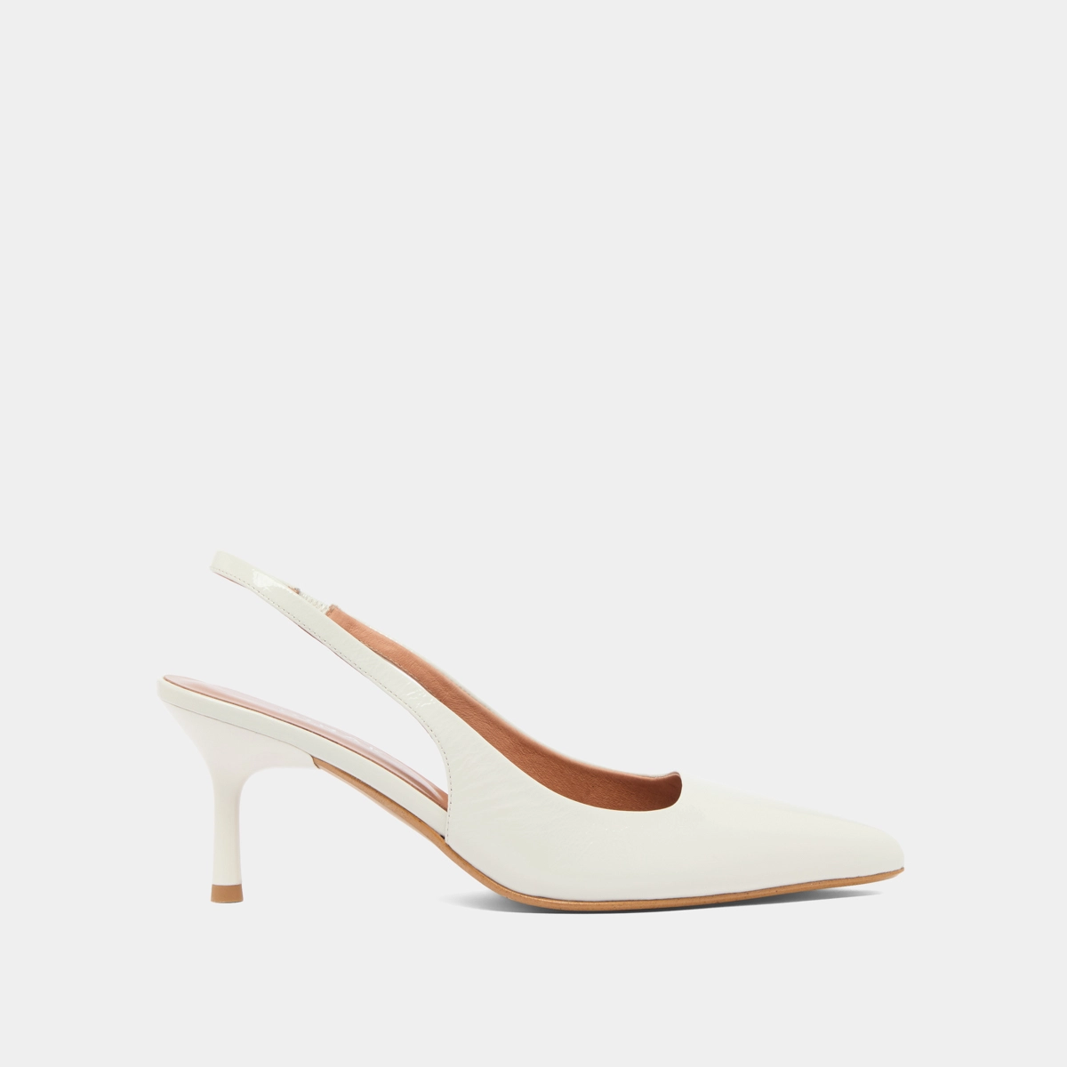 Pointed-toe pumps in pearl pleated varnish | DIAMANTINE