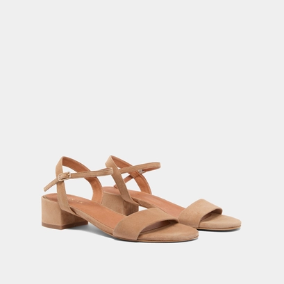 Square-heeled sandals in camel velvet | via