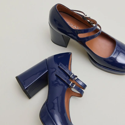Mary Jane with double straps and platforms in blue varnish | VERITE