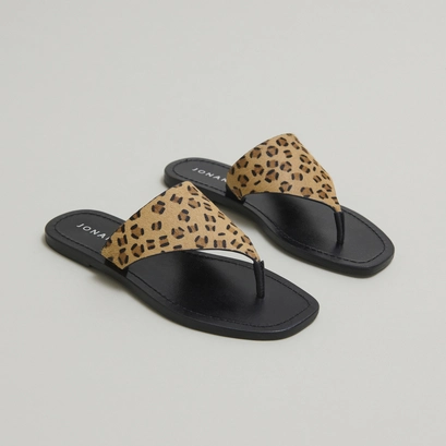 Beach sandals in leopard print | sydney