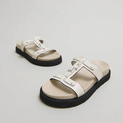 Platforms sandals in ecru glazed leather | luana