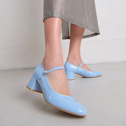 Heeled Mary Janes in light blue varnish | DALMATIE