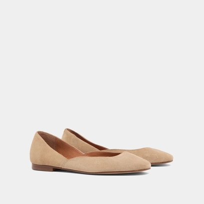 Low-cut round-toe ballet flats in beige suede | DOMELIA