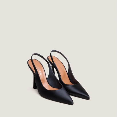 Pointed-toe slingbacks in black satin | dressy