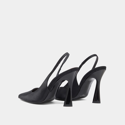 Pointed-toe slingbacks in black satin | dressy