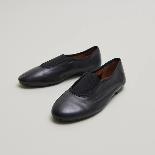 Elastics ballet flats in black leather and black textile | DABO