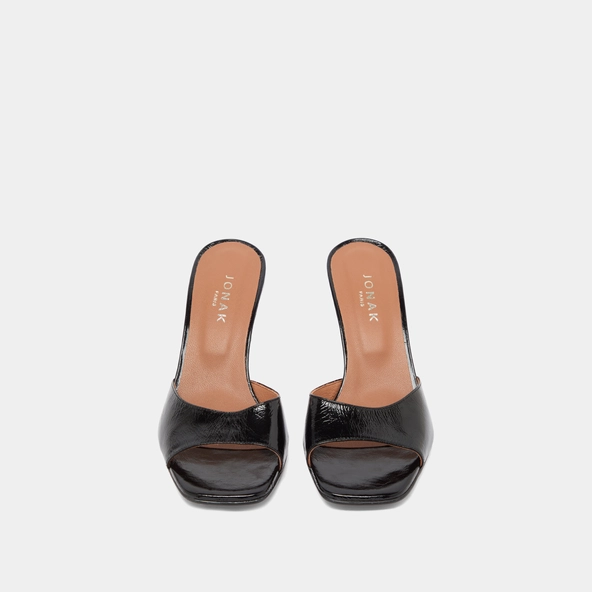 Heeled mules in black shiny leather | VERTIGO