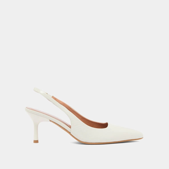 Pointed-toe pumps in pearl pleated varnish | DIAMANTINE