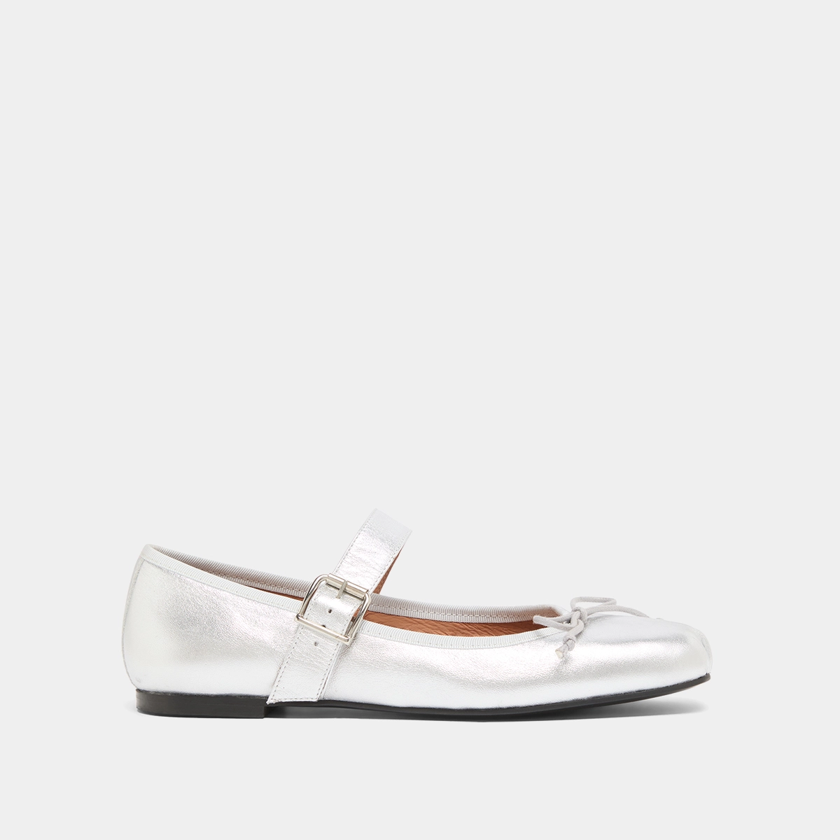 Ballet flats with adjustable buckles in silver metallic leather | DOMINANTE