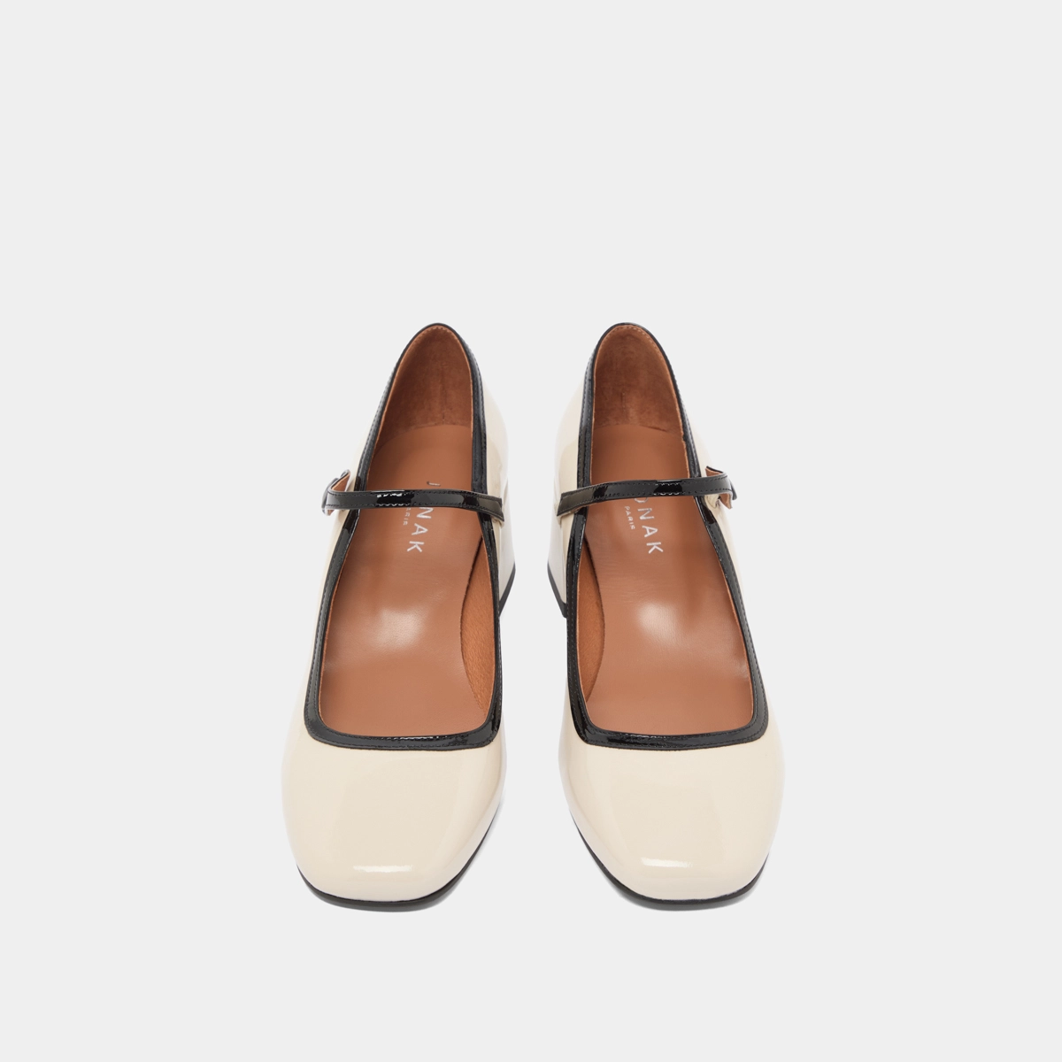 Mary Jane with heels and square toes in ecru and black varnish | DONZAI