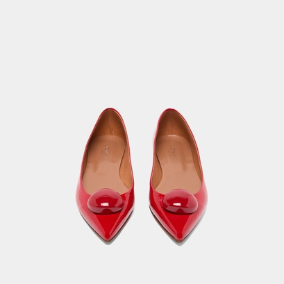 Pointed-toe ballet flats with marbles in red varnish | dalido