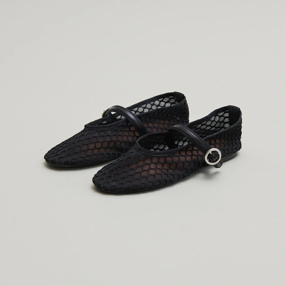 Ballet flats with straps in black mesh | deessia