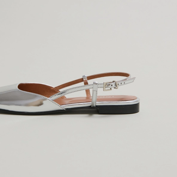 Open-toe ballet flats in silver mirror leather | DORDOGNE
