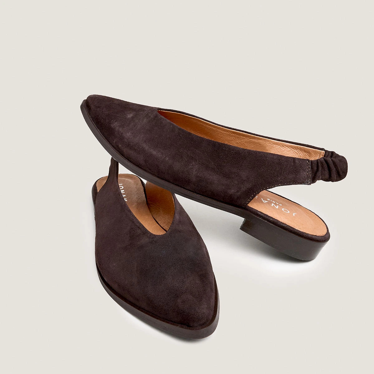 Ballet flats with open backs in dark brown velvet | Acajou