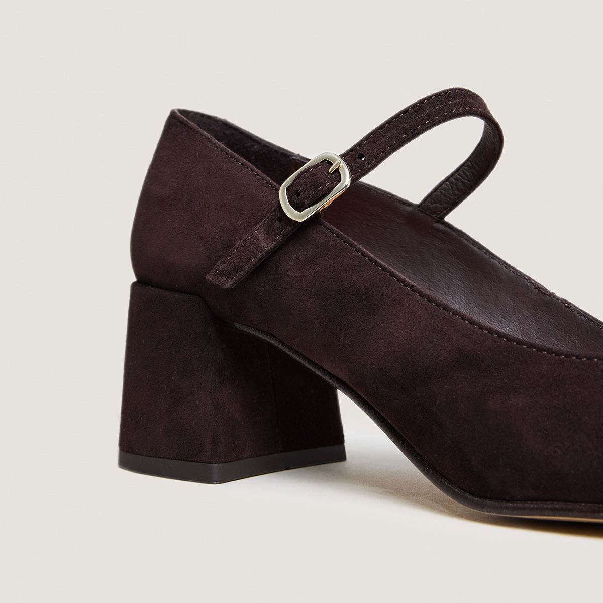 Mary Jane with Square Heels in dark brown velvet | ALIENOR