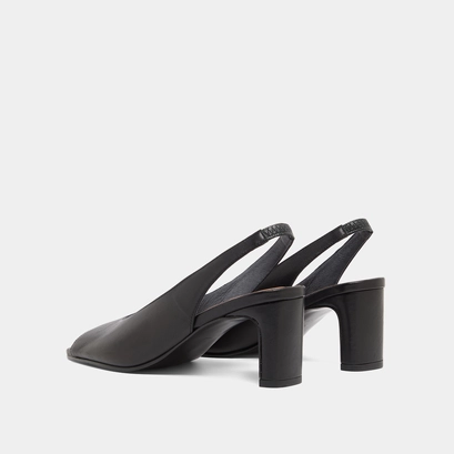 Slingback pumps in black leather | dicton