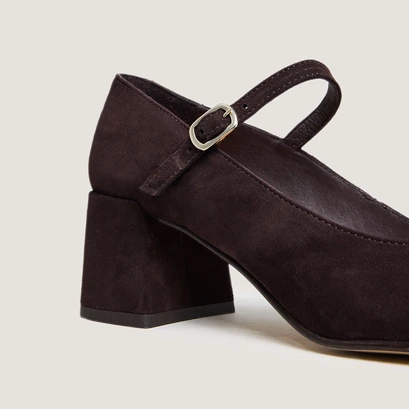 Mary jane with square heels in dark brown velvet | alienor