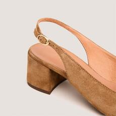Monogrammed slingback pumps cognac
