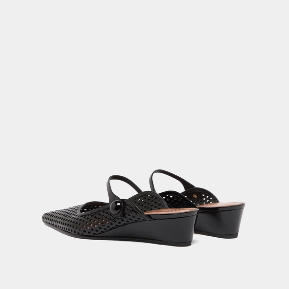 Pointed-toe wedge mules in black shiny leather | DECADE