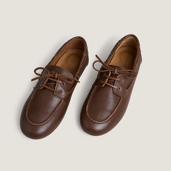 Soft loafers in brown leather | Lalie
