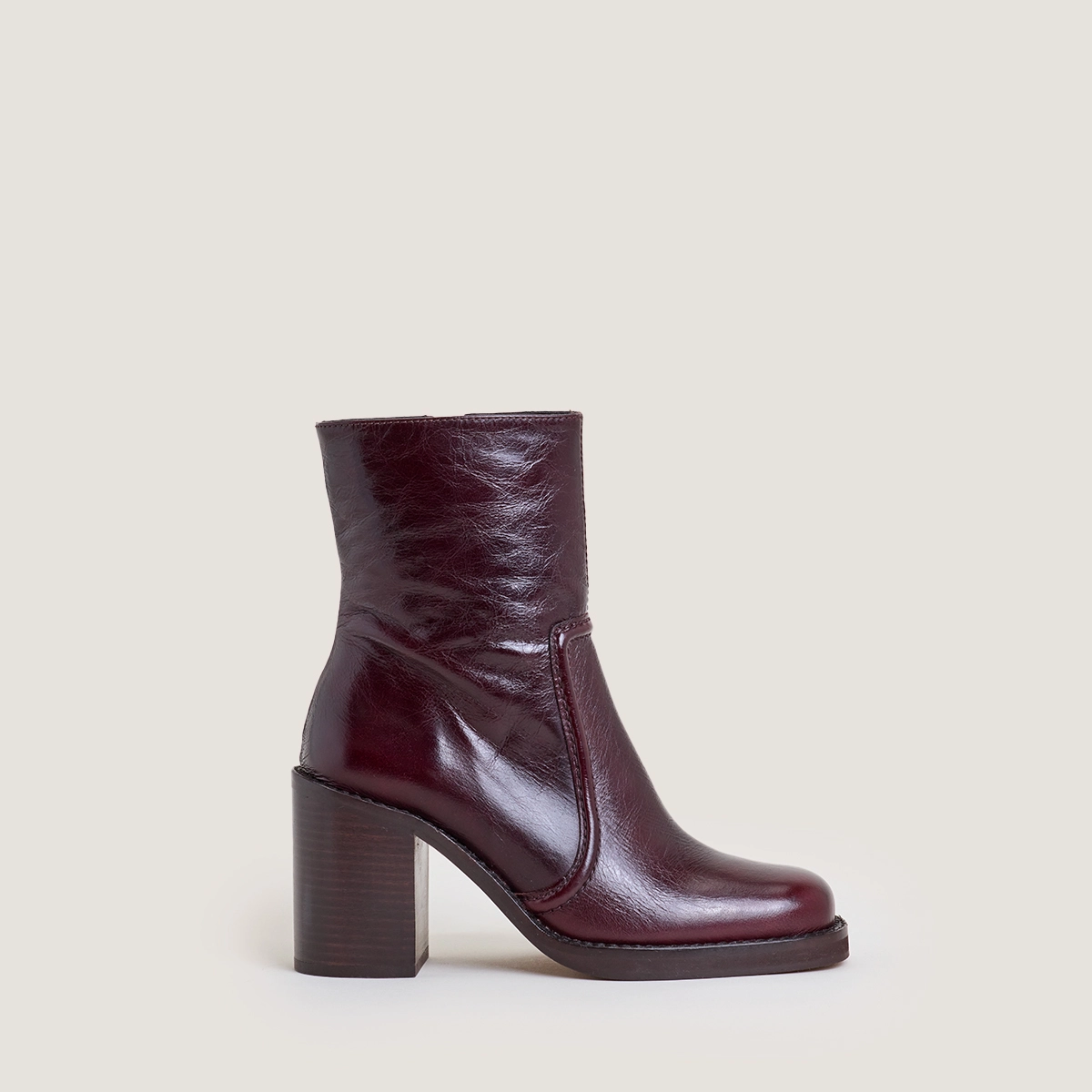 High-Heel Platform Booties in aged chocolate leather | BENICIO