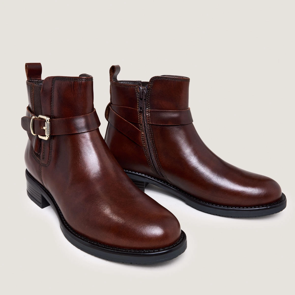 Boots with Buckles in cognac patined leather | ABSTRAIT