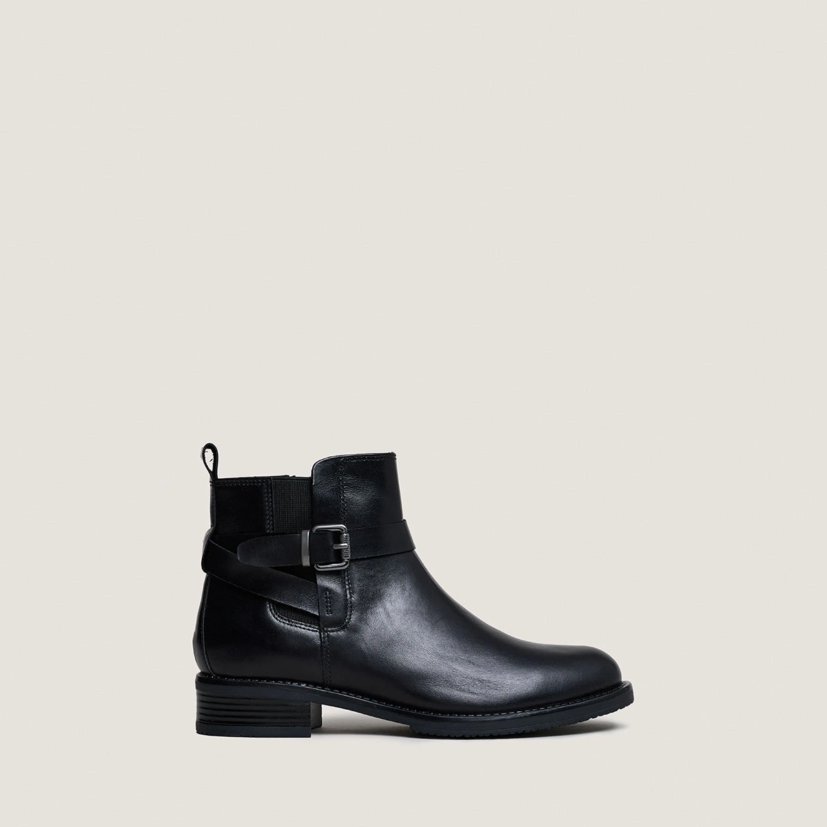 Boots with Buckles in black leather | ABSTRAIT
