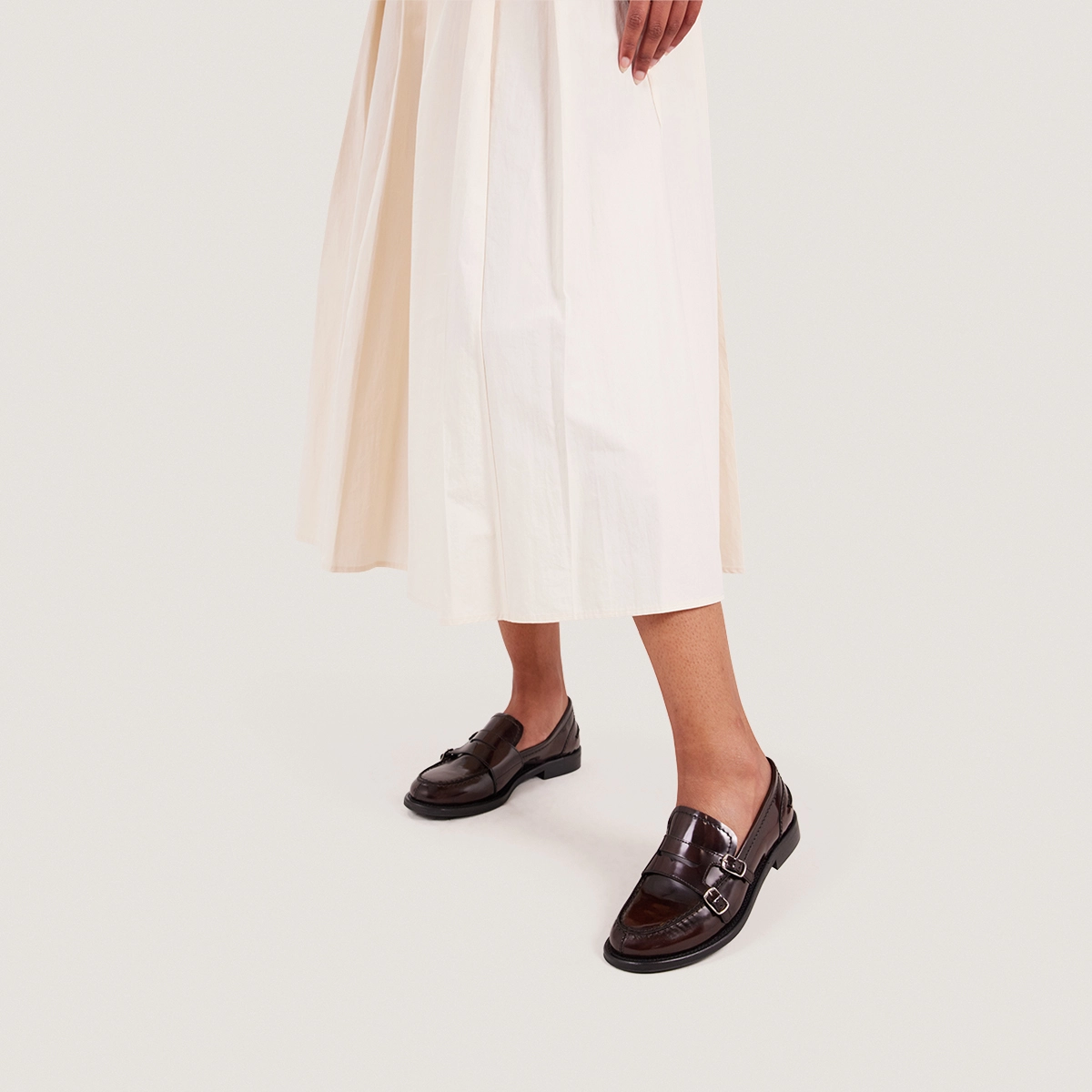 Buckled Loafers in brown patinated leather | DENORA