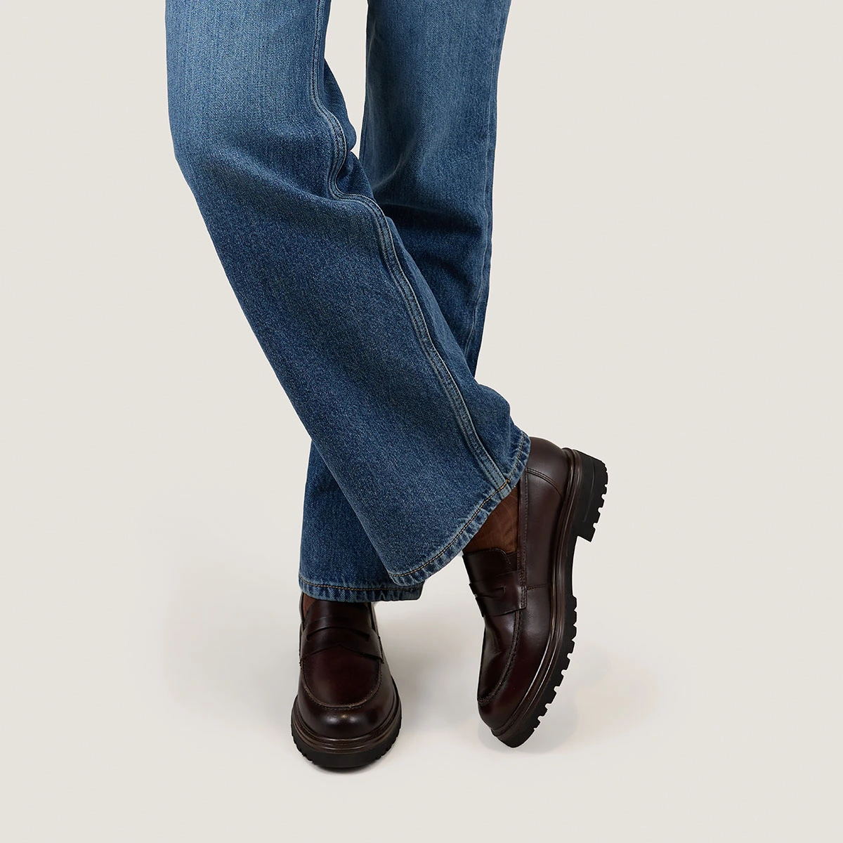 Lug sole Loafers in brown patinated leather | ARLO