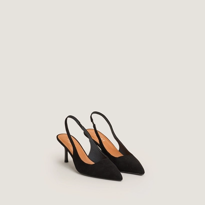 Pumps with pointed toes in black velvet | diamantine